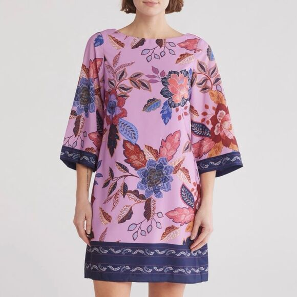 NWT Vince Camuto Flaire sleeve broder print dress in Lavender Size 4 - Picture 2 of 15